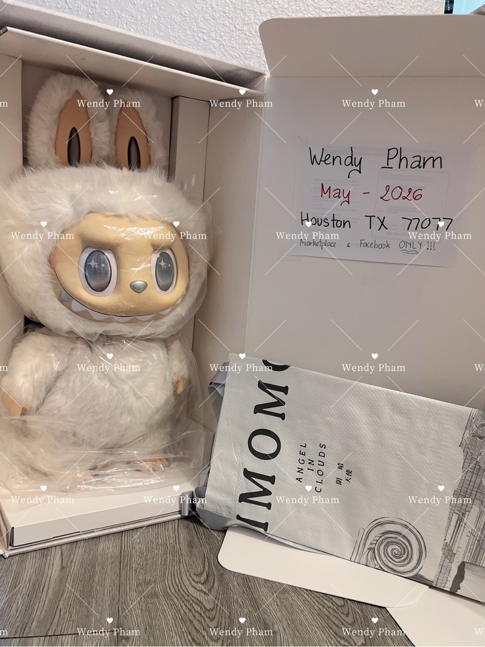 👼🏼 ZIMOMO ANGEL IN CLOUDS 👼🏼- (minor defects on the nose, still sealed) - OBO 🤗